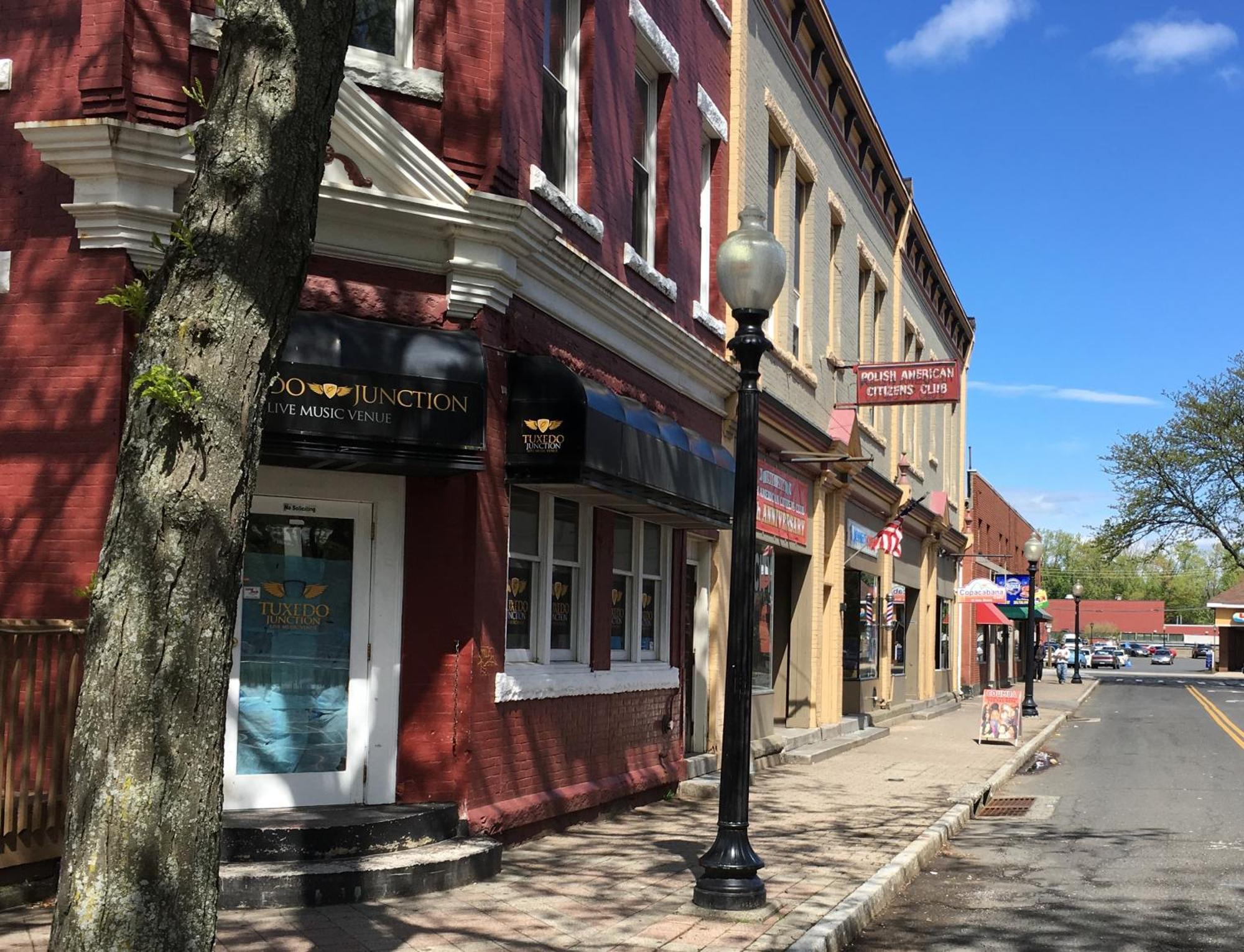 Welcome To Hat City Danbury, A Suburban Retreat Luaran gambar