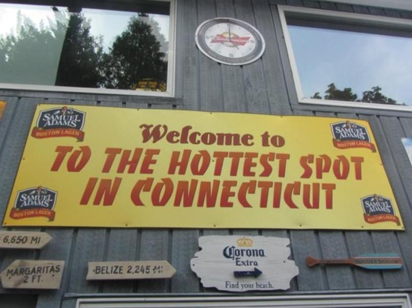 Welcome To Hat City Danbury, A Suburban Retreat Luaran gambar
