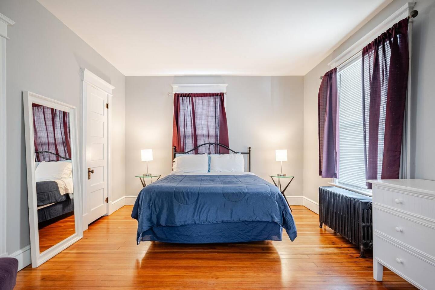 Welcome To Hat City Danbury, A Suburban Retreat Luaran gambar